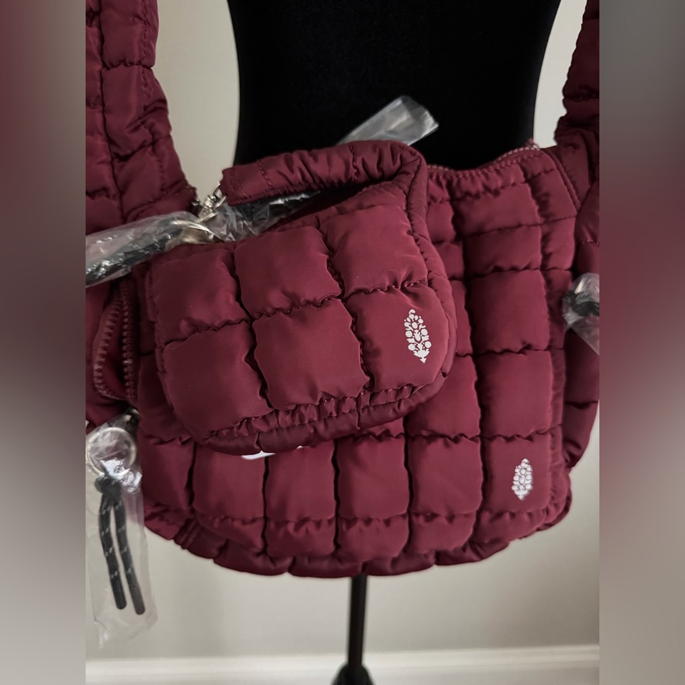 BUNDLE! FP Movement Quilted Baby Carryall Sling Bag & Micro Bag - Picture 8 of 10